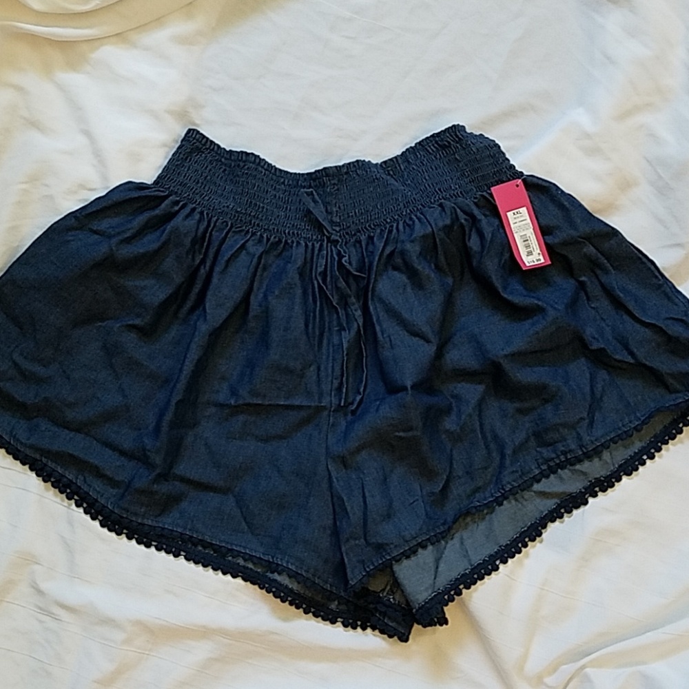 Xhilaration shorts